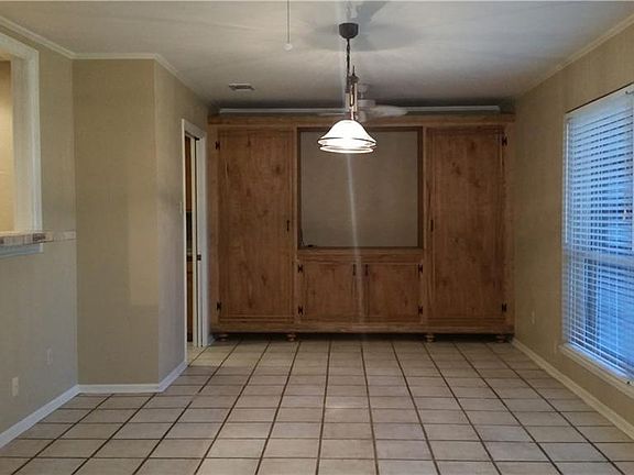 4th image of 3817 Dunbrook Dr