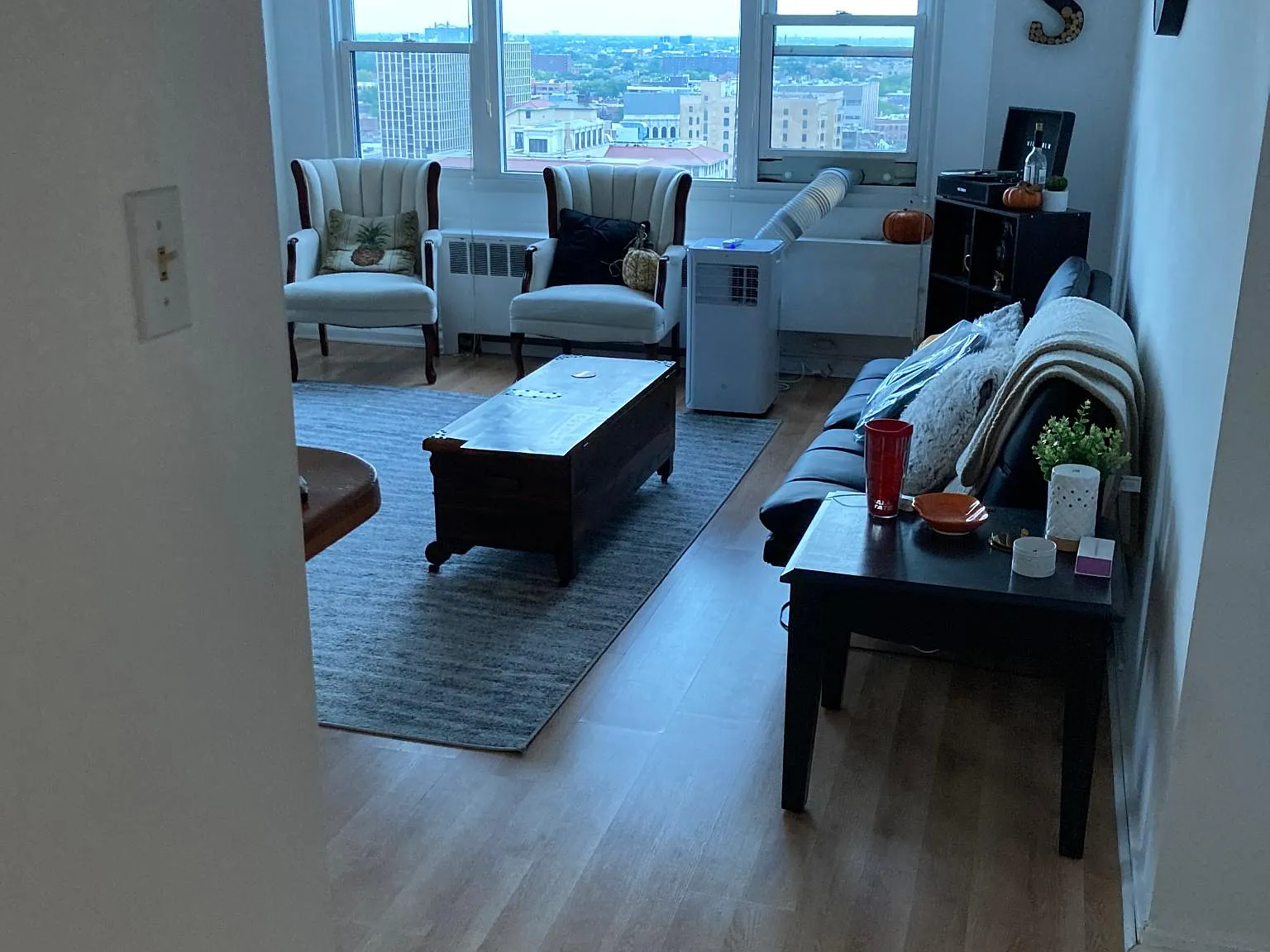 1 bed, 800 sqft, $2,075 — Photo 2