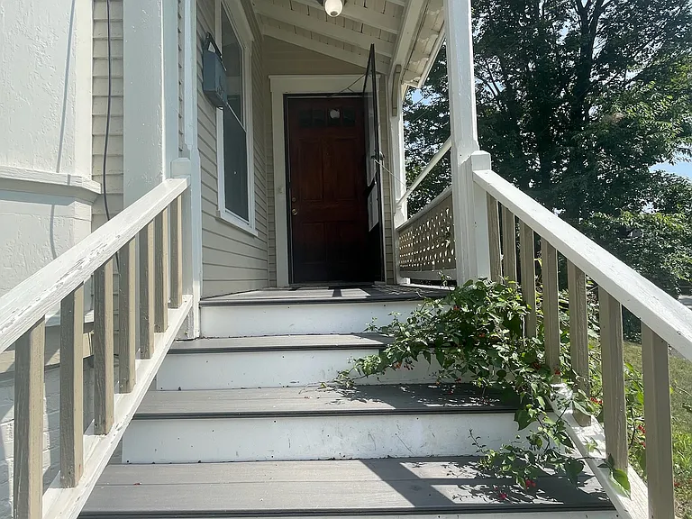 109.5 Warren St — Photo 21