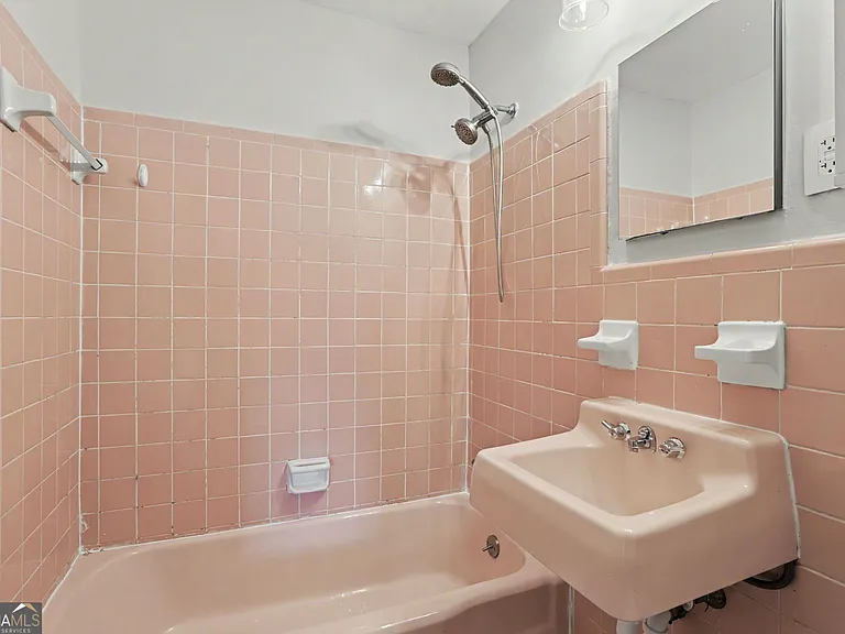 3535 Roswell Rd NE #E-2 — Photo 13