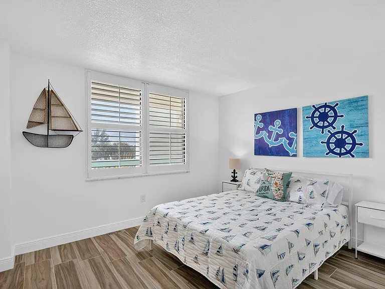 9940 S Ocean Dr #202 — Photo 16
