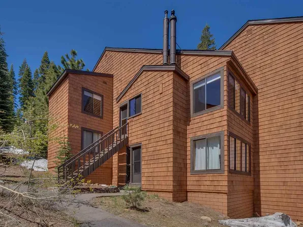 11567 Snowpeak Way, Truckee, CA 96161