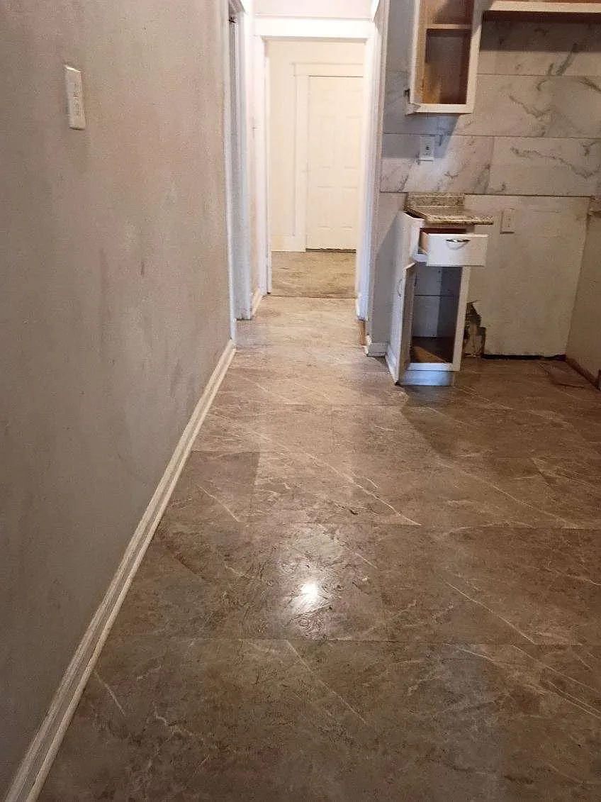 3 bed, 1440 sqft, $900 — Photo 4