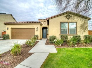 9704 Dutchman Peak Ln, Bakersfield, CA