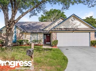 8448 Gatepost Ct, Jacksonville, FL 32244