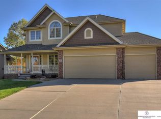 4707 Sierra St, Papillion, NE 68133