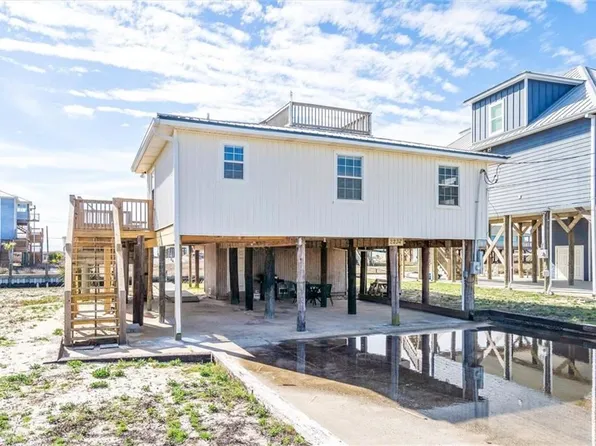 2237 Mallard St, Dauphin Island, AL 36528