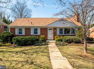 608 Putnam Pl, Alexandria, VA 22302