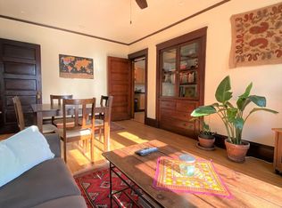 10 Fairfield St #2R, Cambridge, MA 02140