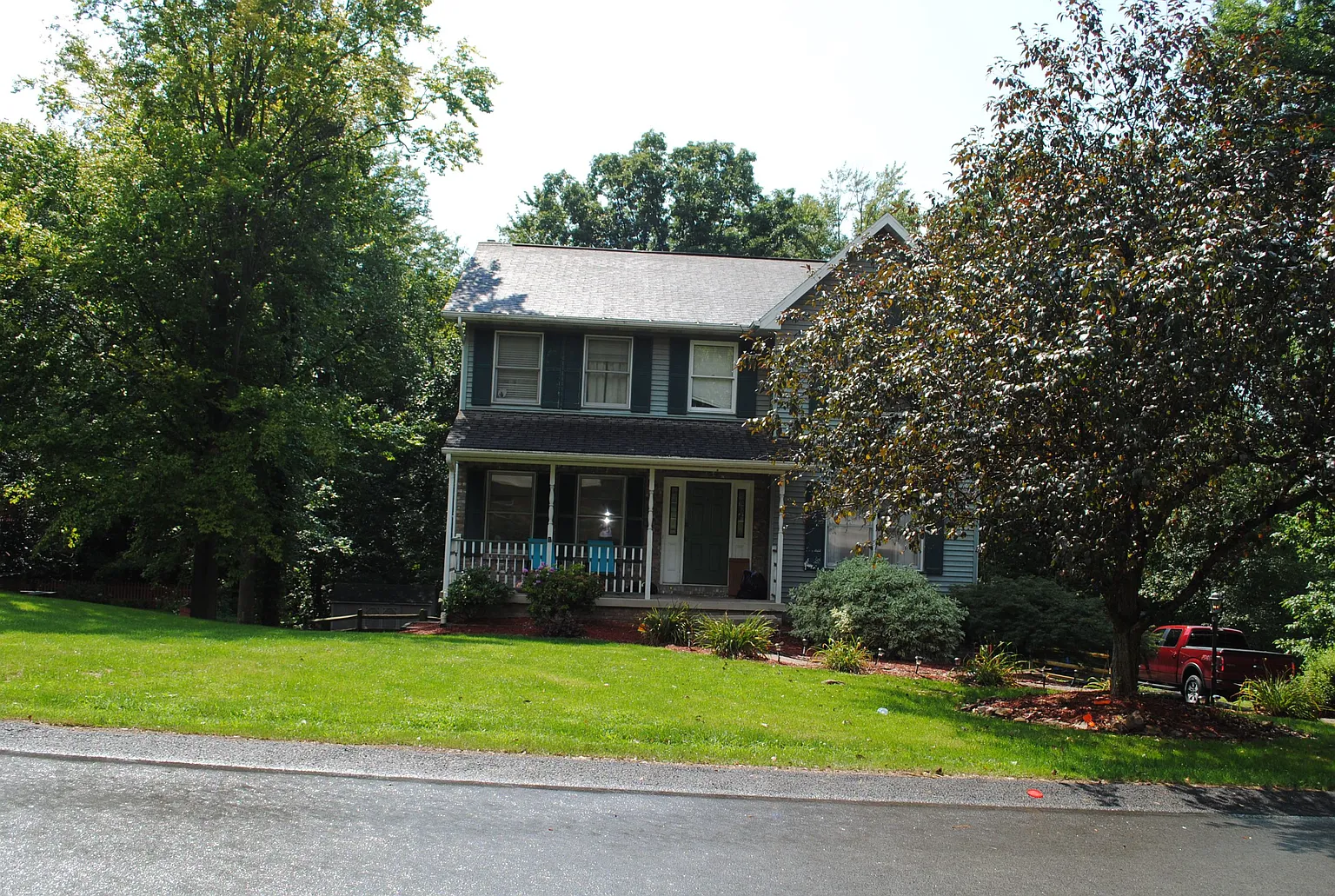 130 Locust Ln photo 1