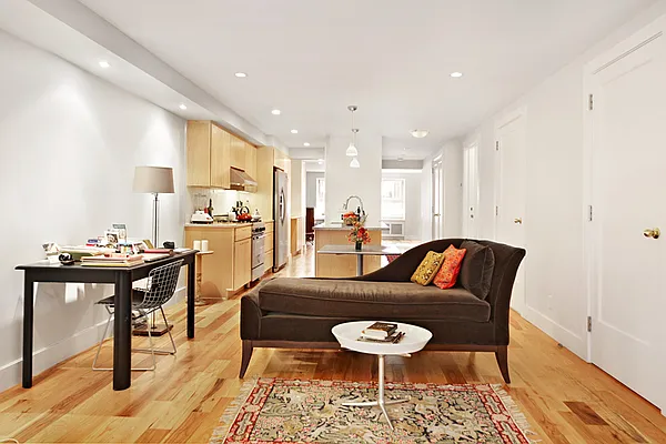 Rented by Town Residential | media 14