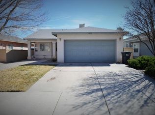 3040 Taos Meadows Dr NE, Rio Rancho, NM 87144