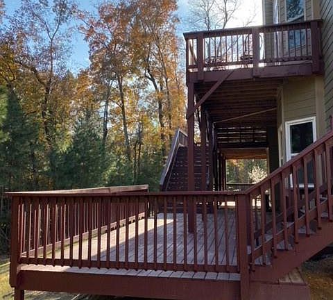 4th image of 604 Amanda Leigh Ct