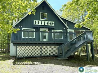 3176 Cherry Ridge Rd, Bushkill, PA 18324