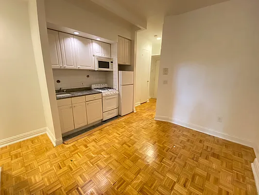 Rented by Corcoran | media 18