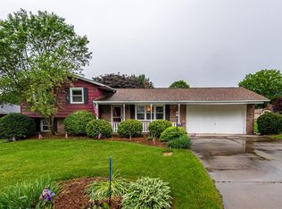 1647 Cedar Knoll St NW, Massillon, OH 44646