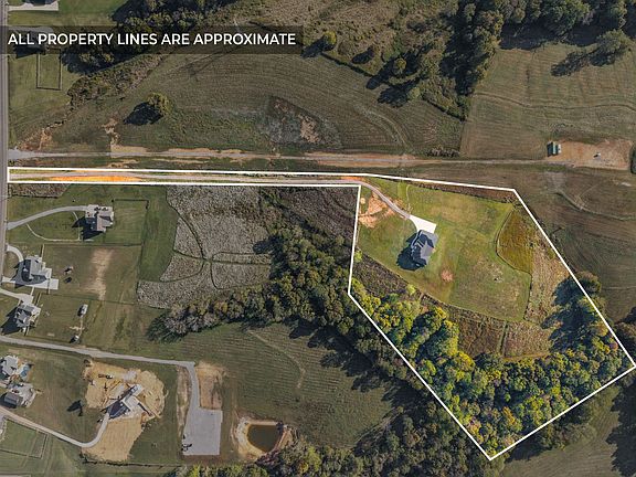 2nd image of 1914 Hickory Point Rd