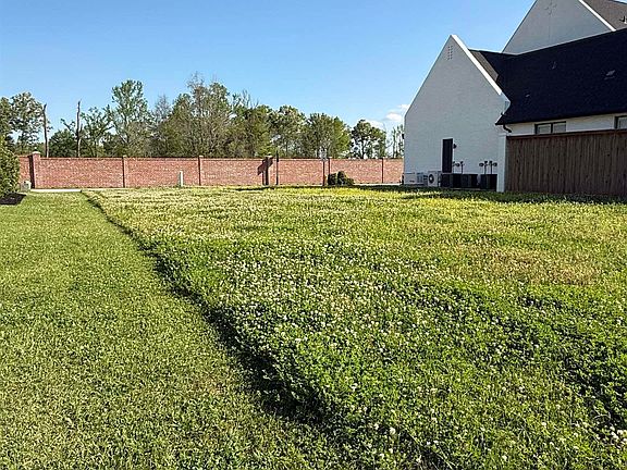 4th image of 8412 Lura Ln