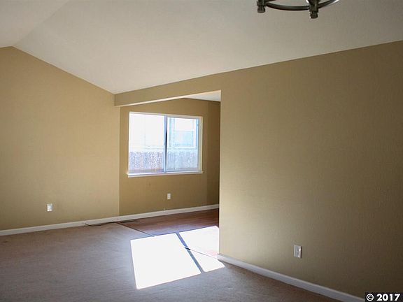 4th image of 3128 Garrow Dr