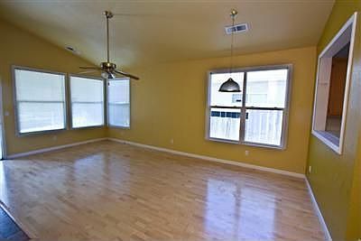3rd image of 4912 Treetop Dr