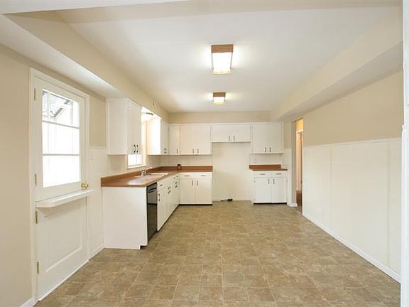5th image of 3802 Sherman Ave