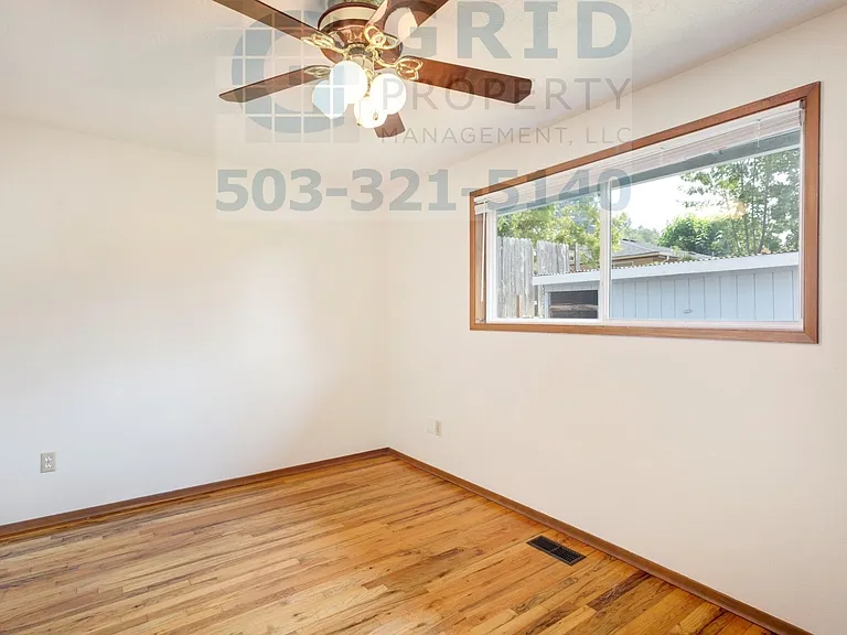 16554 SE Gordon Ct — Photo 15