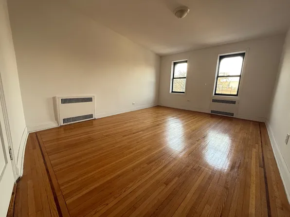 33 Crooke Avenue image 1 of 11