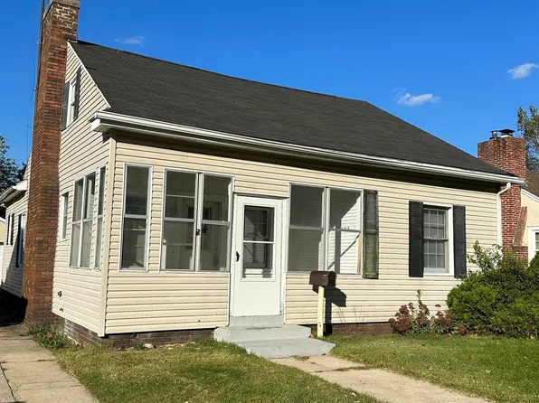 1433 Chester St, South Bend, IN 46615