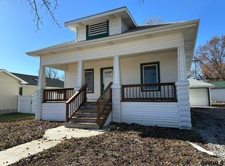 615 S Main St, Wilber, NE 68465