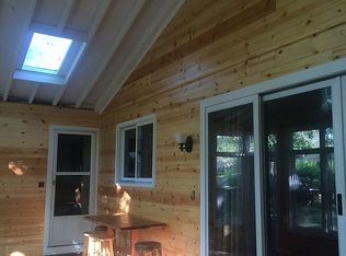 516 Kishwaukee Dr, Sycamore, IL 60178