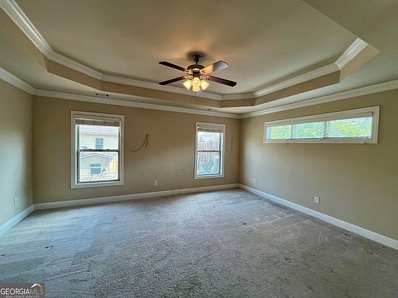 4th image of 4842 Carre Way