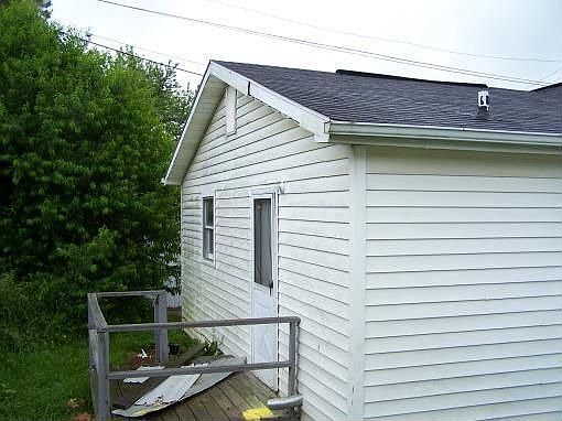 2nd image of 113 Maple St
