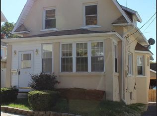 32 Preston St, Bogota, NJ 07603