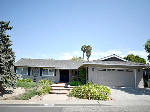 126 Skyway Dr, Vallejo, CA 94591