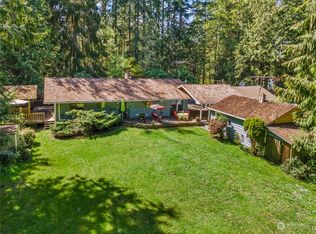 6969 NE Buck Lake Rd, Hansville, WA 98340