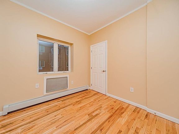 5th image of 101-10 Rockaway Beach Blvd #2
