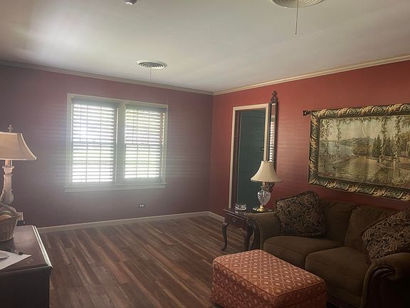 5th image of 720 Division St