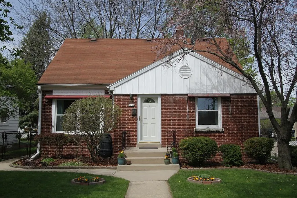 3055 N 81st St photo 1