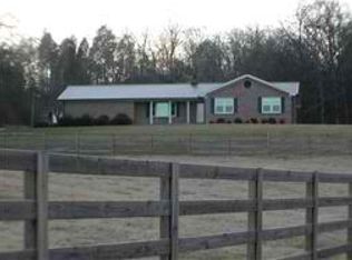 174 Lake Hill Rd, Manchester, TN 37355