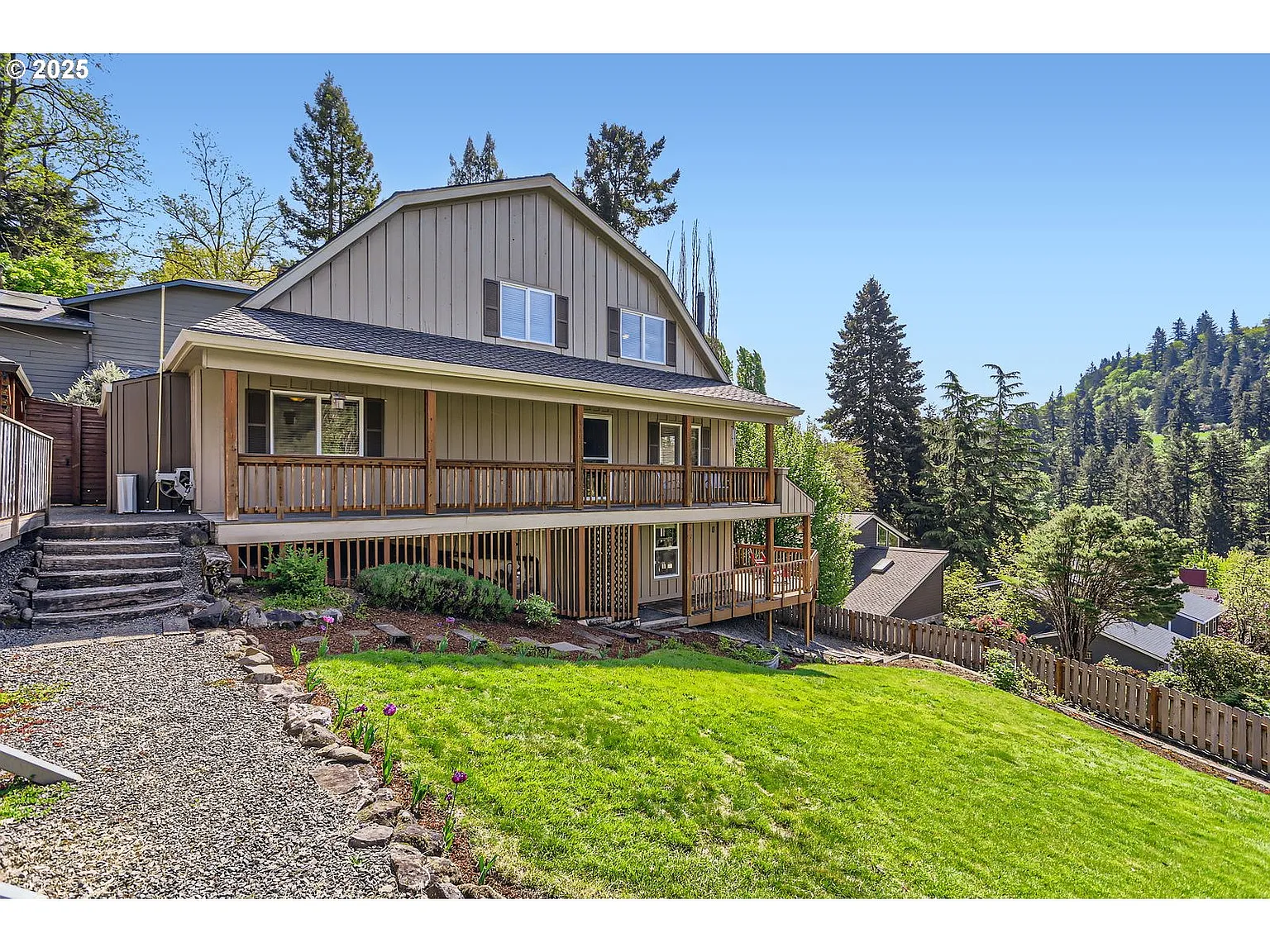 1285 Willamette Falls Dr photo 1