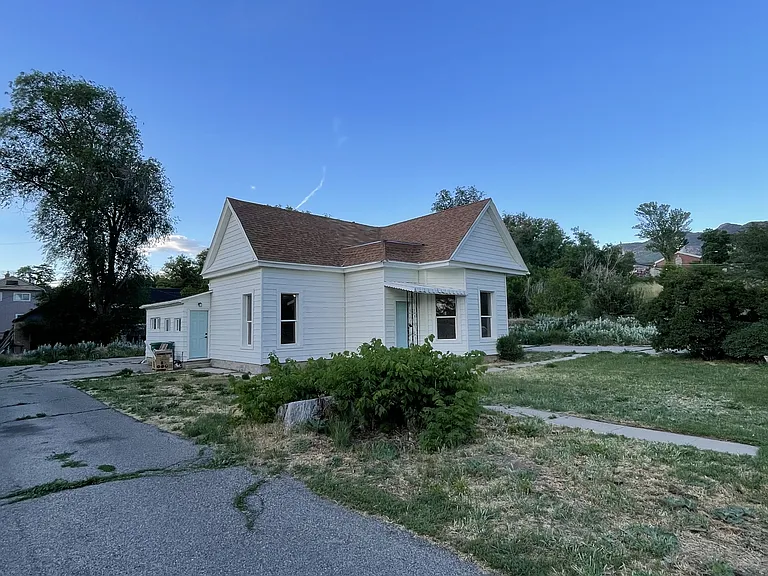 2742 Adams Ave — Photo 17
