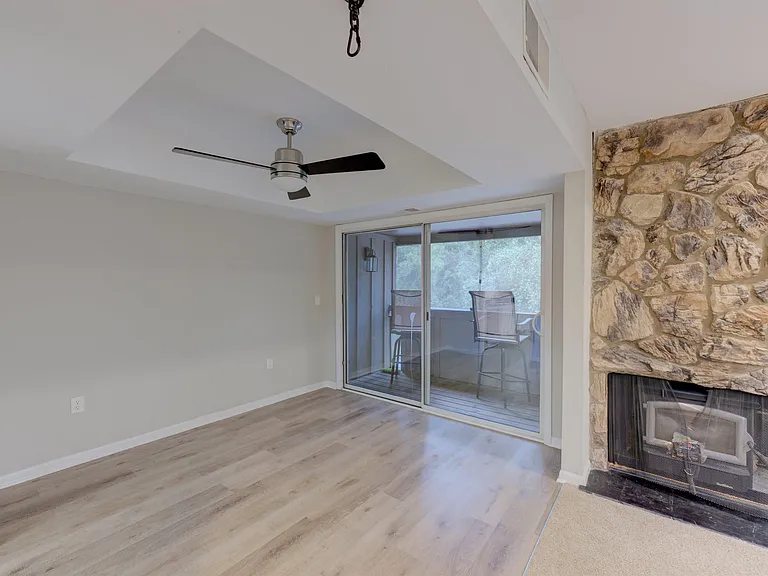 2036 Watermark Pl — Photo 8