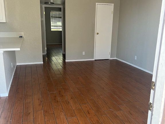 5th image of 164 Judy Ln APT B