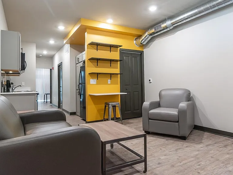 G3 Apartments — Photo 23