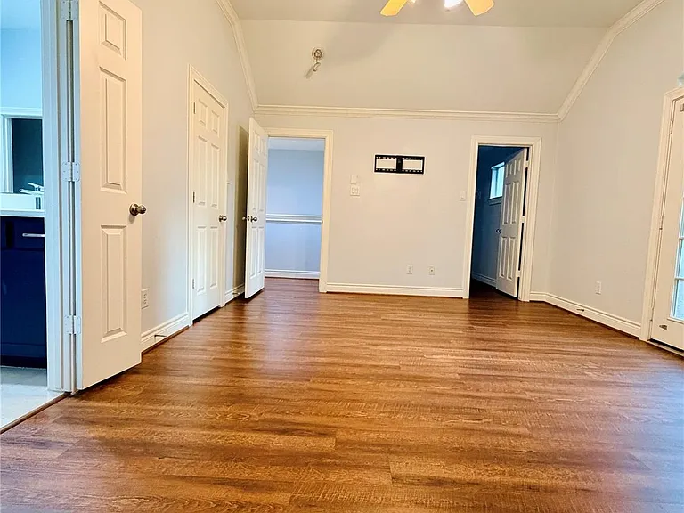 3526 Cline St — Photo 14
