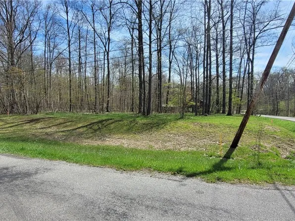 1313 Brandy Ln, West Salem, OH 44287