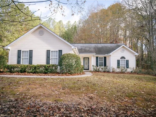 204 Paces Landing Trce, Newnan, GA 30263