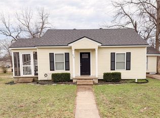 312 E H St, Russellville, AR 72801