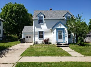 1107 S Spring Ave, Sioux Falls, SD 57105