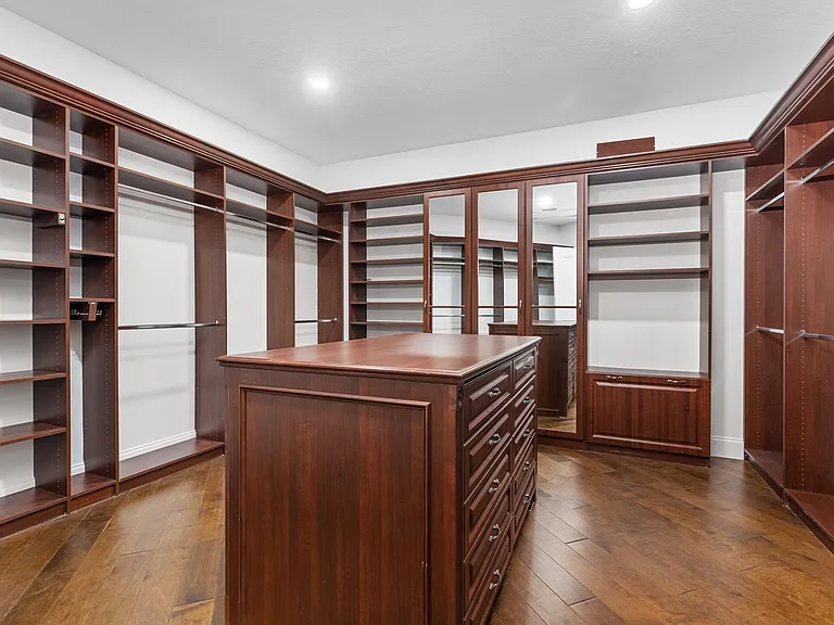 17606 Circle Pond Ct — Photo 26
